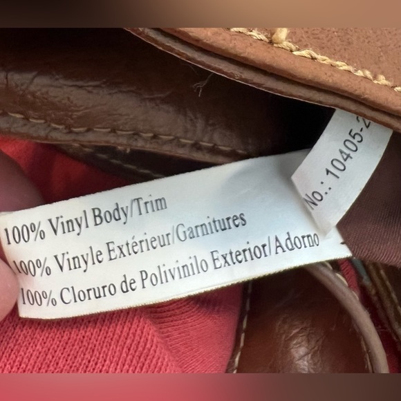 Hobo boho patchwork hippie purse 13x23 vinyl but so soft, only used one time. - Picture 6 of 6